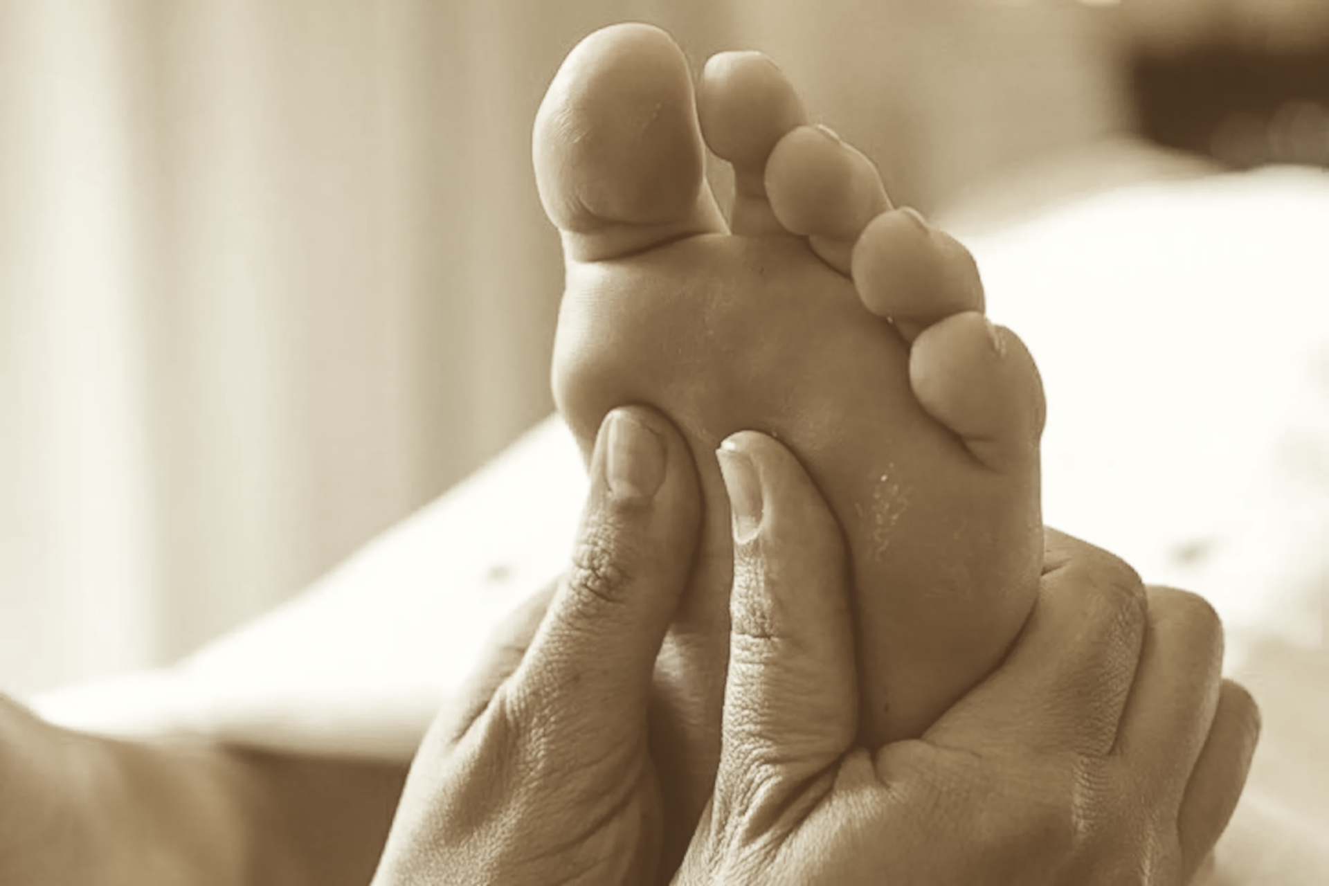 Voetenreflexmassage.nl Castricum en omstreken email:vlinder@voetenreflexmassage.nl tel: 06 1932 6800